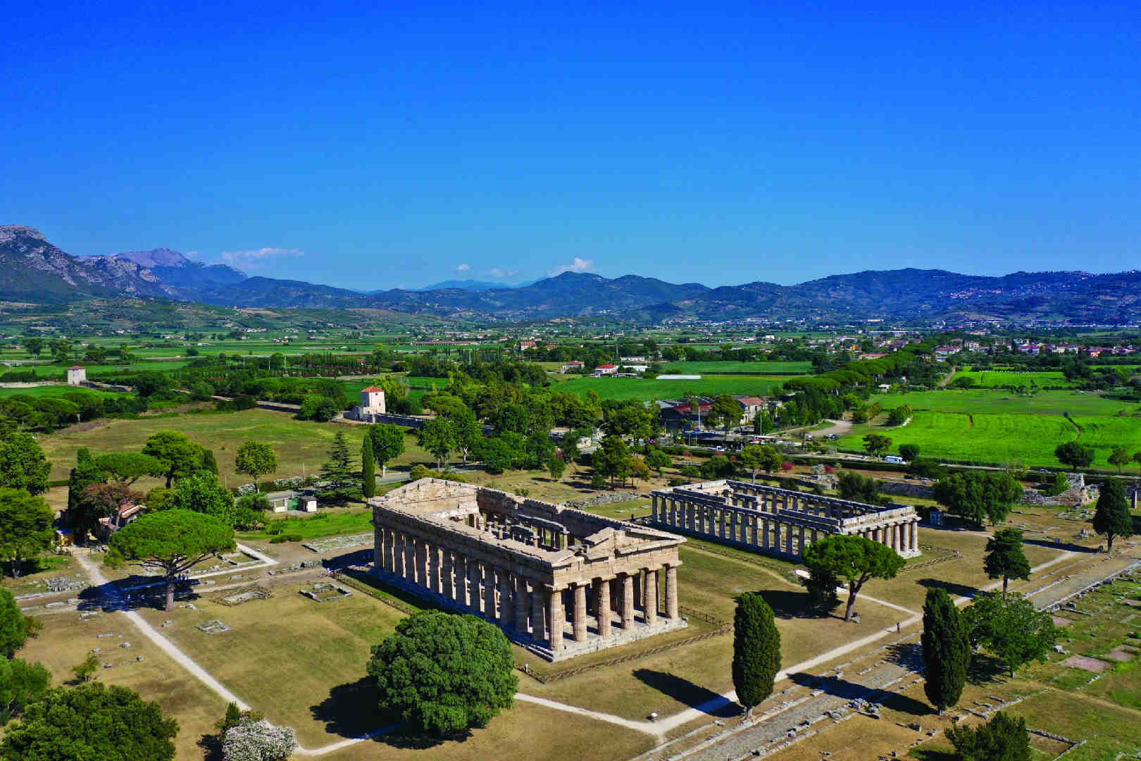 Paestum temples view 2