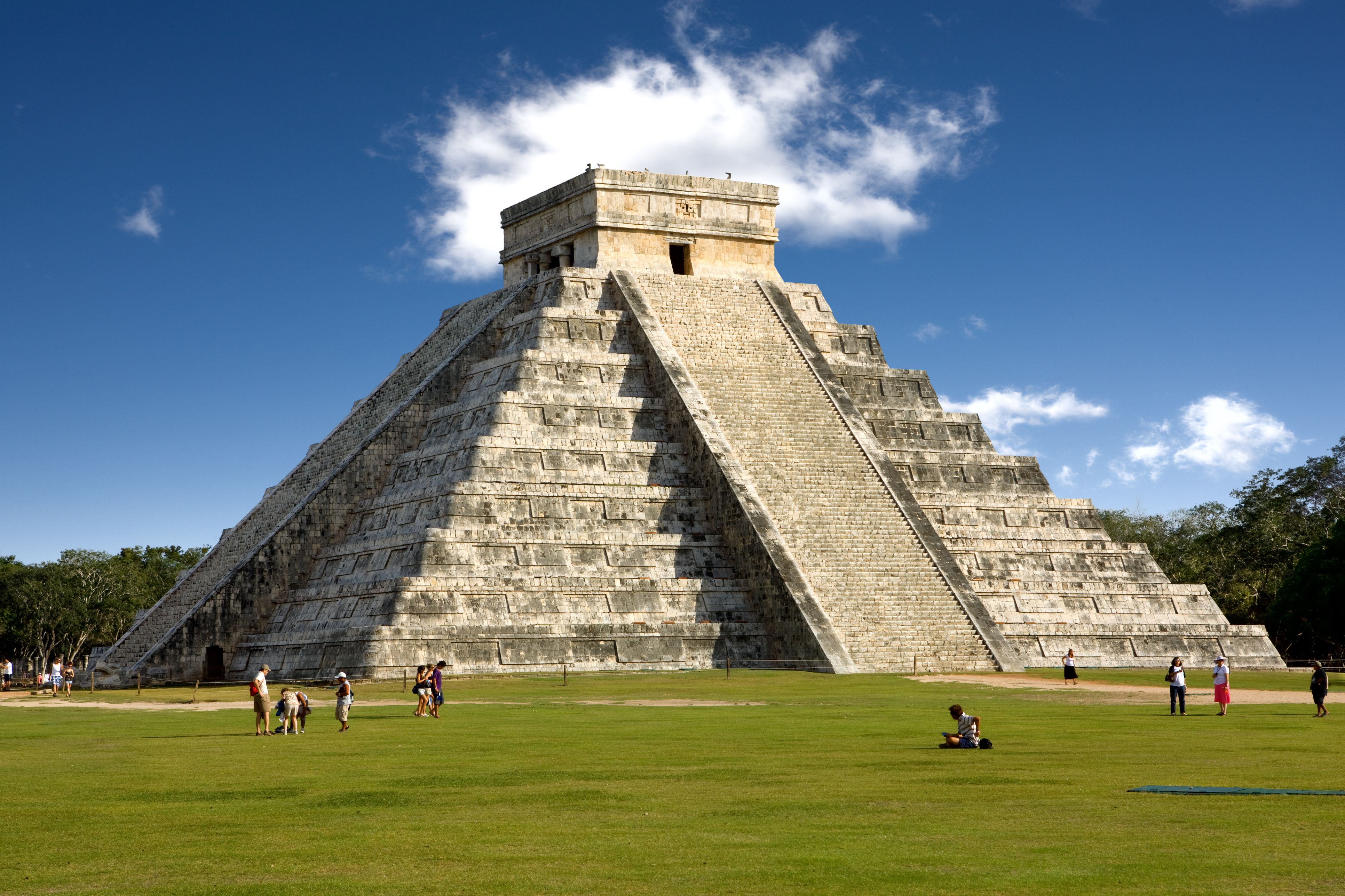 El Castillo pyramid at Chichen Itza